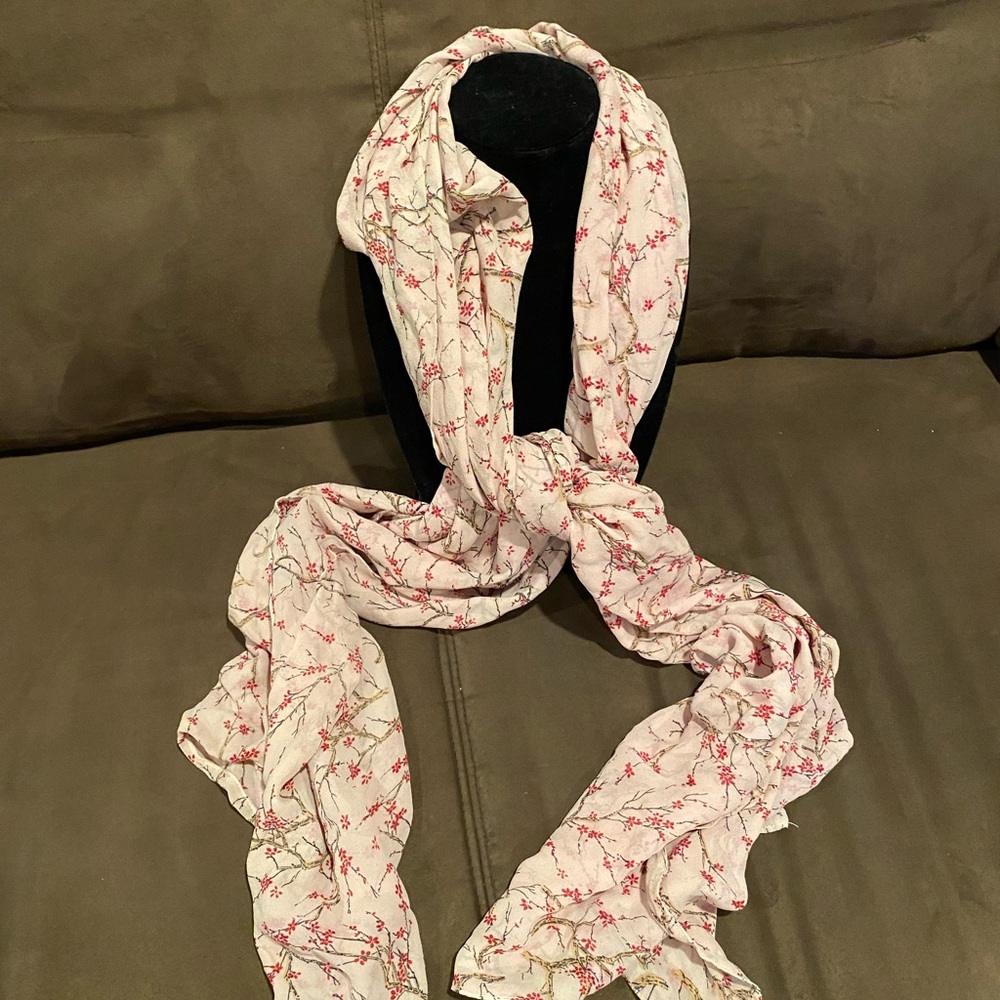 Very pretty silk scarf